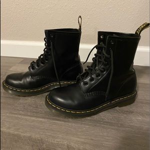 Dr. Martens 1460 Smooth Leather Boots